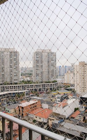 Apartamento à venda com 70m², 2 quartos e 1 vagaVaranda
