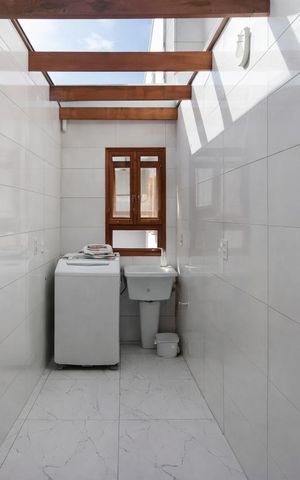 Apartamento para alugar com 189m², 3 quartos e 2 vagas Apartamento para alugar com 189m², 3 quartos e 2 vagasÁrea de Serviço