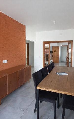 Apartamento para alugar com 189m², 3 quartos e 2 vagas Apartamento para alugar com 189m², 3 quartos e 2 vagasSala