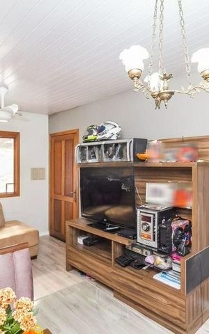Casa à venda com 54m², 2 quartos e 2 vagas Casa à venda com 54m², 2 quartos e 2 vagasSala