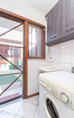 Casa à venda com 54m², 2 quartos e 2 vagas Casa à venda com 54m², 2 quartos e 2 vagasÁrea de Serviço