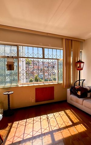 Apartamento à venda com 110m², 3 quartos e 1 vaga Apartamento à venda com 110m², 3 quartos e 1 vagaSala