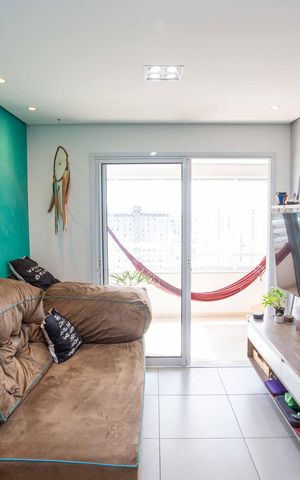 Apartamento à venda com 65m², 2 quartos e 1 vagaSala