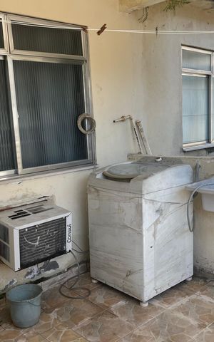Casa à venda com 48m², 2 quartos e sem vaga