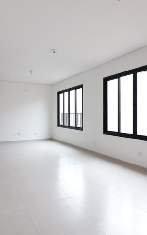 Casa de condomínio à venda com 160m², 3 quartos e 2 vagas Casa de condomínio à venda com 160m², 3 quartos e 2 vagasSala