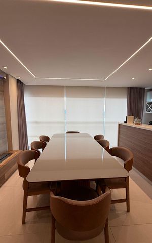 Apartamento à venda com 131m², 3 quartos e 3 vagas Apartamento à venda com 131m², 3 quartos e 3 vagasSala de jantar