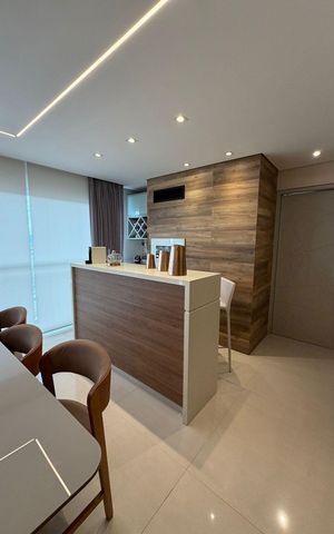 Apartamento à venda com 131m², 3 quartos e 3 vagas Apartamento à venda com 131m², 3 quartos e 3 vagasSala de jantar
