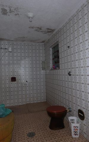 Casa para alugar com 210m², 2 quartos e 4 vagasBanheiro