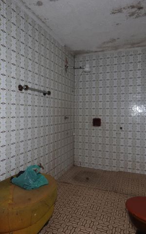 Casa para alugar com 210m², 2 quartos e 4 vagasBanheiro