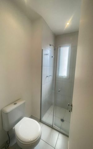 Apartamento à venda com 62m², 1 quarto e 2 vagas Apartamento à venda com 62m², 1 quarto e 2 vagasBanheiro