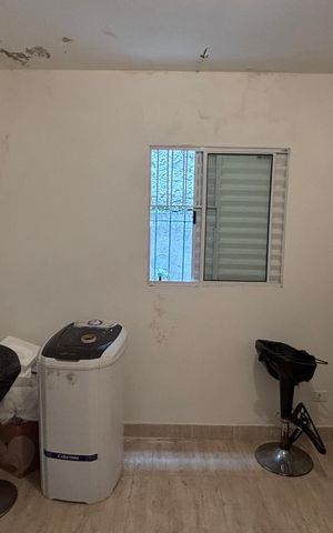 Casa à venda com 165m², 2 quartos e 2 vagasQuarto
