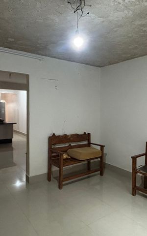 Casa à venda com 165m², 2 quartos e 2 vagasSala
