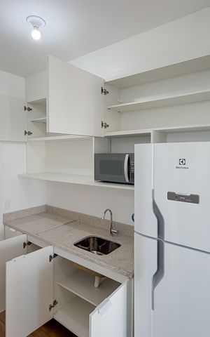 Studio para alugar com 25m², 1 quarto e sem vaga Studio para alugar com 25m², 1 quarto e sem vagaCozinha - Armários