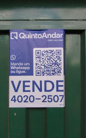 Casa à venda com 420m², 3 quartos e 3 vagas Casa à venda com 420m², 3 quartos e 3 vagasPlaquinha Instalada