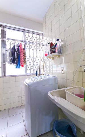 Apartamento à venda com 82m², 2 quartos e 1 vaga Apartamento à venda com 82m², 2 quartos e 1 vagaÁrea de Serviço