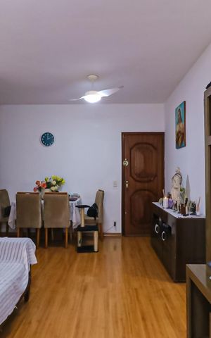 Apartamento à venda com 82m², 2 quartos e 1 vaga Apartamento à venda com 82m², 2 quartos e 1 vagaSala