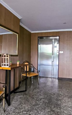 Apartamento à venda com 82m², 2 quartos e 1 vaga Apartamento à venda com 82m², 2 quartos e 1 vagaHall social