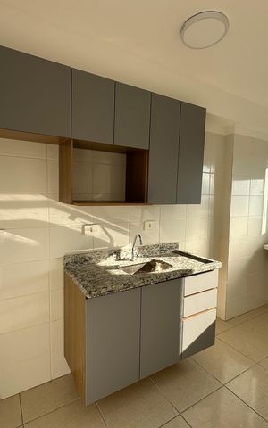 Apartamento para alugar com 45m², 2 quartos e 1 vaga Apartamento para alugar com 45m², 2 quartos e 1 vagaCozinha e Área de serviço