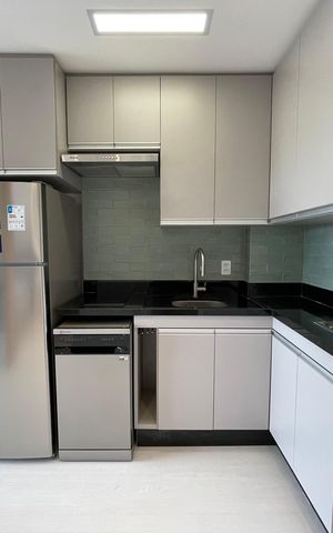 Apartamento à venda com 33m², 1 quarto e 1 vaga Apartamento à venda com 33m², 1 quarto e 1 vagaStudio
