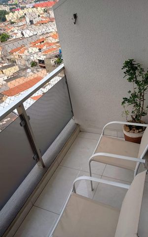 Apartamento à venda com 88m², 3 quartos e 1 vaga Apartamento à venda com 88m², 3 quartos e 1 vagaVaranda