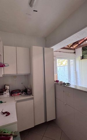 Casa de condomínio à venda com 460m², 5 quartos e 2 vagas Casa de condomínio à venda com 460m², 5 quartos e 2 vagasÁrea de Serviço