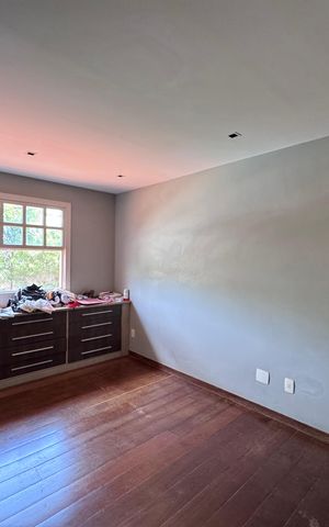 Casa de condomínio à venda com 460m², 5 quartos e 2 vagas Casa de condomínio à venda com 460m², 5 quartos e 2 vagasSuite 2