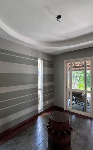 Casa de condomínio à venda com 460m², 5 quartos e 2 vagas Casa de condomínio à venda com 460m², 5 quartos e 2 vagasSala