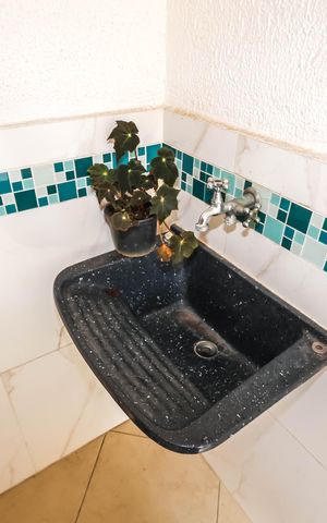 Casa à venda com 120m², 5 quartos e 2 vagas Casa à venda com 120m², 5 quartos e 2 vagasÁrea de Serviço