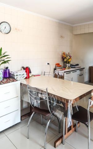 Casa à venda com 120m², 5 quartos e 2 vagas Casa à venda com 120m², 5 quartos e 2 vagasCozinha 2
