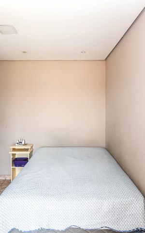 Casa à venda com 120m², 5 quartos e 2 vagas Casa à venda com 120m², 5 quartos e 2 vagasSuíte