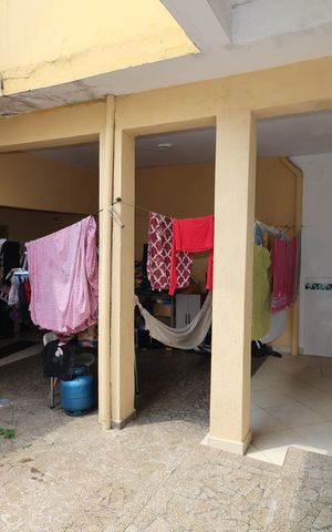 Casa à venda com 120m², 5 quartos e 2 vagas Casa à venda com 120m², 5 quartos e 2 vagasÁrea de Serviço