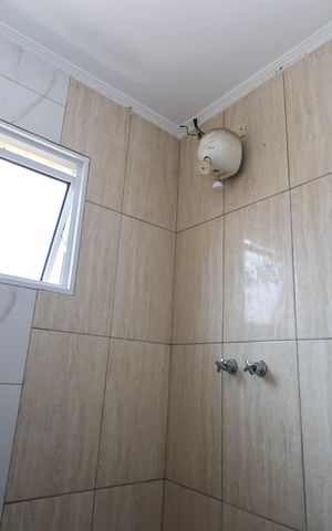 Casa à venda com 120m², 5 quartos e 2 vagas Casa à venda com 120m², 5 quartos e 2 vagasBanheiro 2