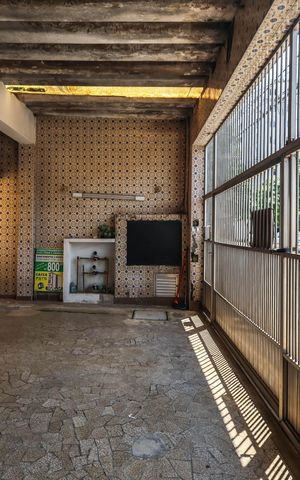Casa à venda com 120m², 5 quartos e 2 vagas Casa à venda com 120m², 5 quartos e 2 vagasGaragem