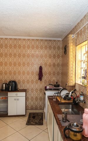 Casa à venda com 120m², 5 quartos e 2 vagas Casa à venda com 120m², 5 quartos e 2 vagasCozinha 1
