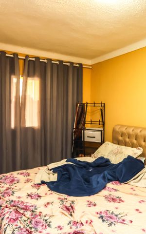 Casa à venda com 120m², 5 quartos e 2 vagas Casa à venda com 120m², 5 quartos e 2 vagasQuarto 3