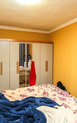 Casa à venda com 120m², 5 quartos e 2 vagas Casa à venda com 120m², 5 quartos e 2 vagasQuarto 3
