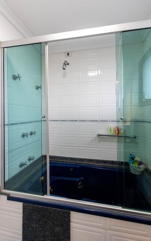 Apartamento à venda com 360m², 4 quartos e 3 vagas Apartamento à venda com 360m², 4 quartos e 3 vagasSuíte 4