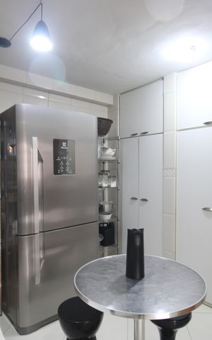 Apartamento à venda com 156m², 4 quartos e 2 vagasCozinha 