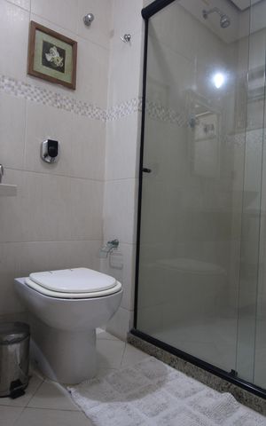 Apartamento à venda com 156m², 4 quartos e 2 vagasBanheiro social 1