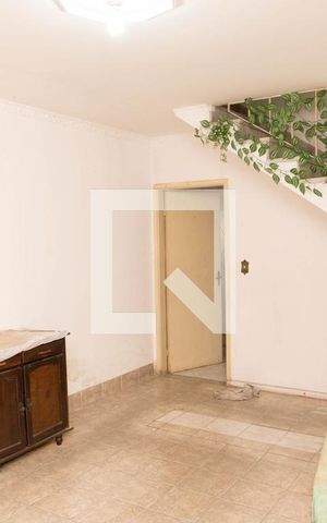 Casa à venda com 211m², 3 quartos e 1 vaga