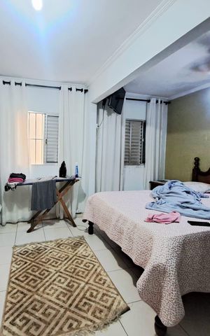 Casa à venda com 275m², 5 quartos e 4 vagas