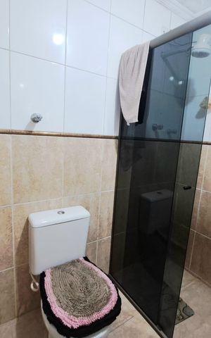Casa à venda com 275m², 5 quartos e 4 vagas