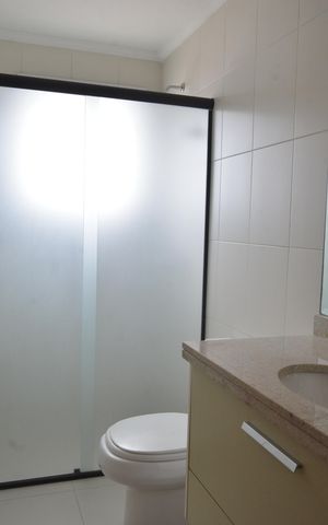 Apartamento à venda com 126m², 3 quartos e 3 vagasBanheiro da Suíte 2