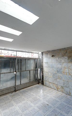 Casa à venda com 250m², 3 quartos e 2 vagasGaragem
