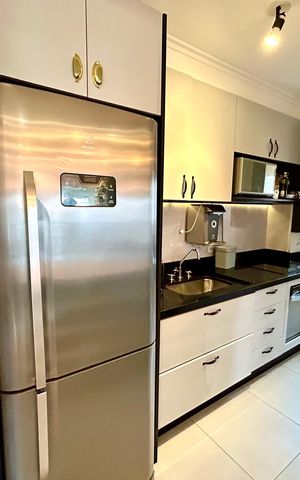 Apartamento à venda com 86m², 2 quartos e 1 vaga Apartamento à venda com 86m², 2 quartos e 1 vagaCozinha