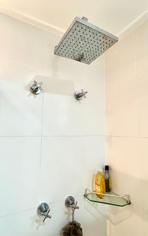 Apartamento à venda com 86m², 2 quartos e 1 vaga Apartamento à venda com 86m², 2 quartos e 1 vagaBanheiro 1