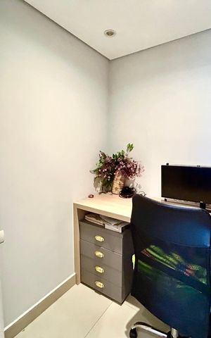 Apartamento à venda com 86m², 2 quartos e 1 vaga Apartamento à venda com 86m², 2 quartos e 1 vagaEscritório
