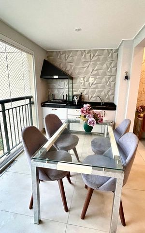 Apartamento à venda com 86m², 2 quartos e 1 vaga Apartamento à venda com 86m², 2 quartos e 1 vagaVaranda da Sala