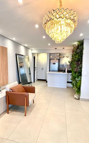 Apartamento à venda com 86m², 2 quartos e 1 vaga Apartamento à venda com 86m², 2 quartos e 1 vagaSala