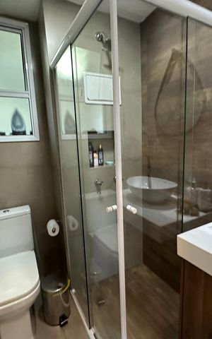 Apartamento à venda com 79m², 2 quartos e 2 vagas Apartamento à venda com 79m², 2 quartos e 2 vagasBanheiro social
